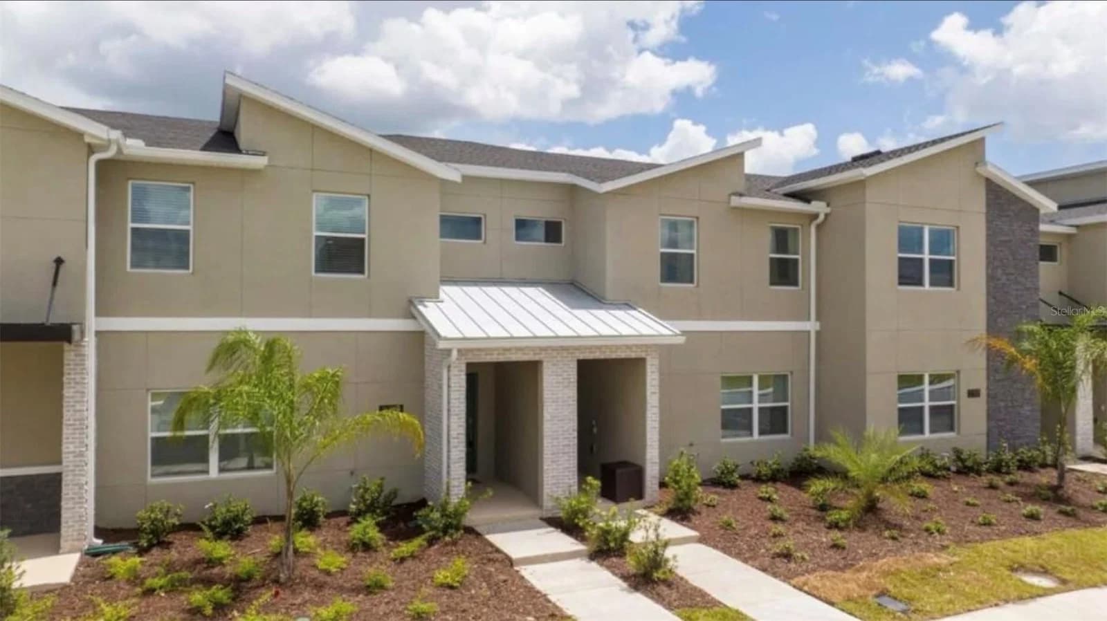 2709 SCRAPBOOK, Kissimmee, FL 34746