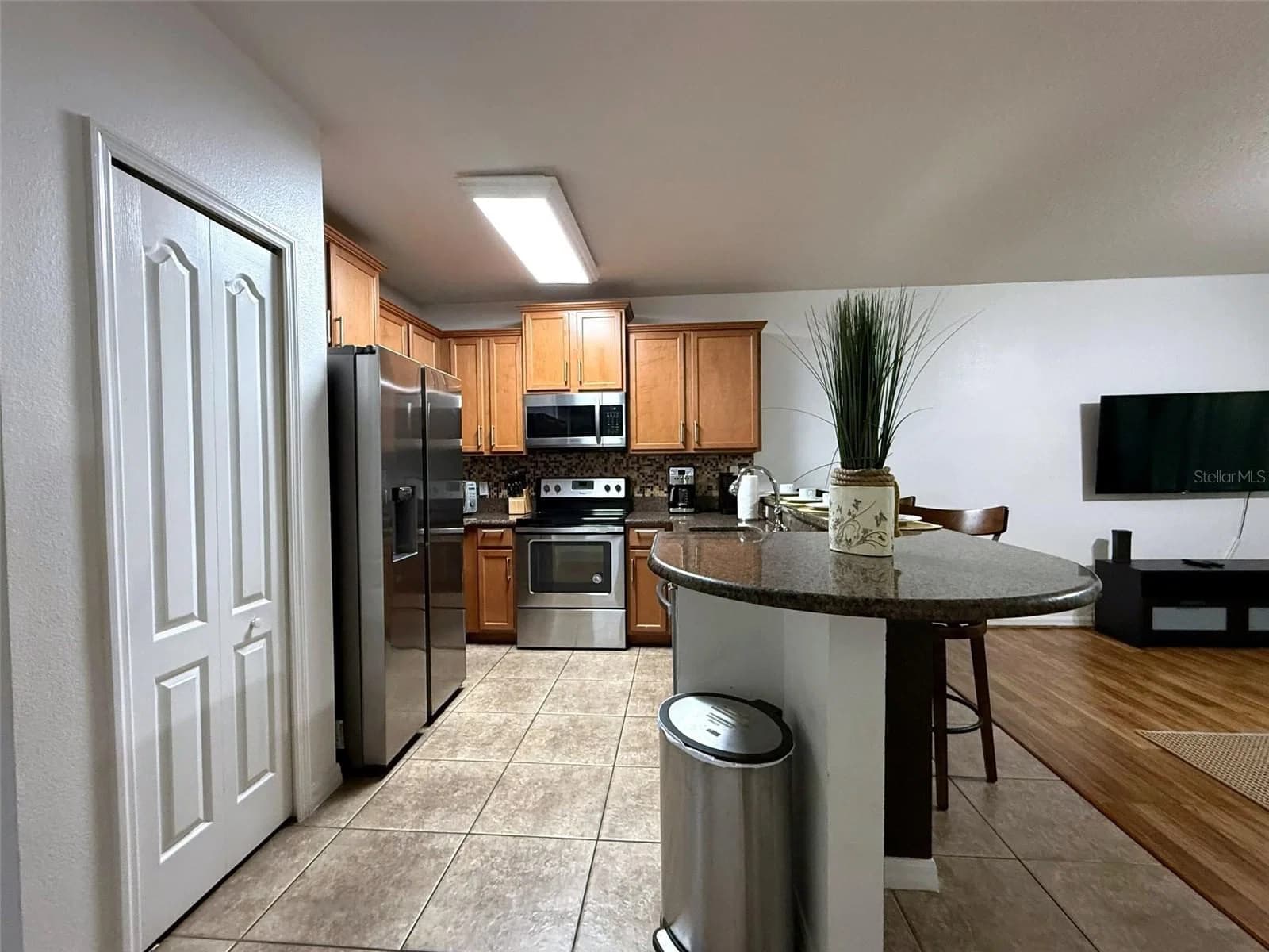 1056 CYPRESS POINTE 4