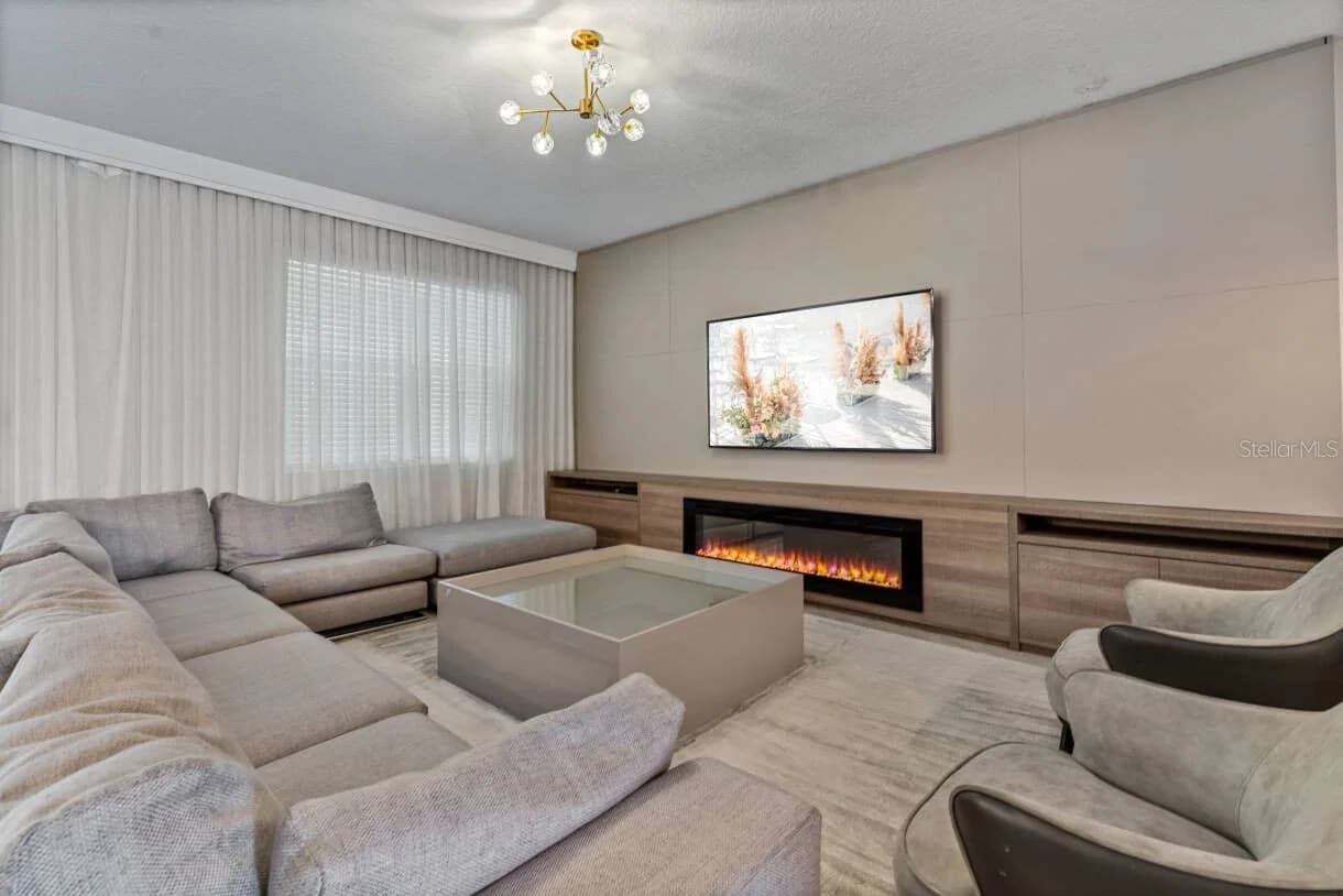 2830 STOREY COVE 5