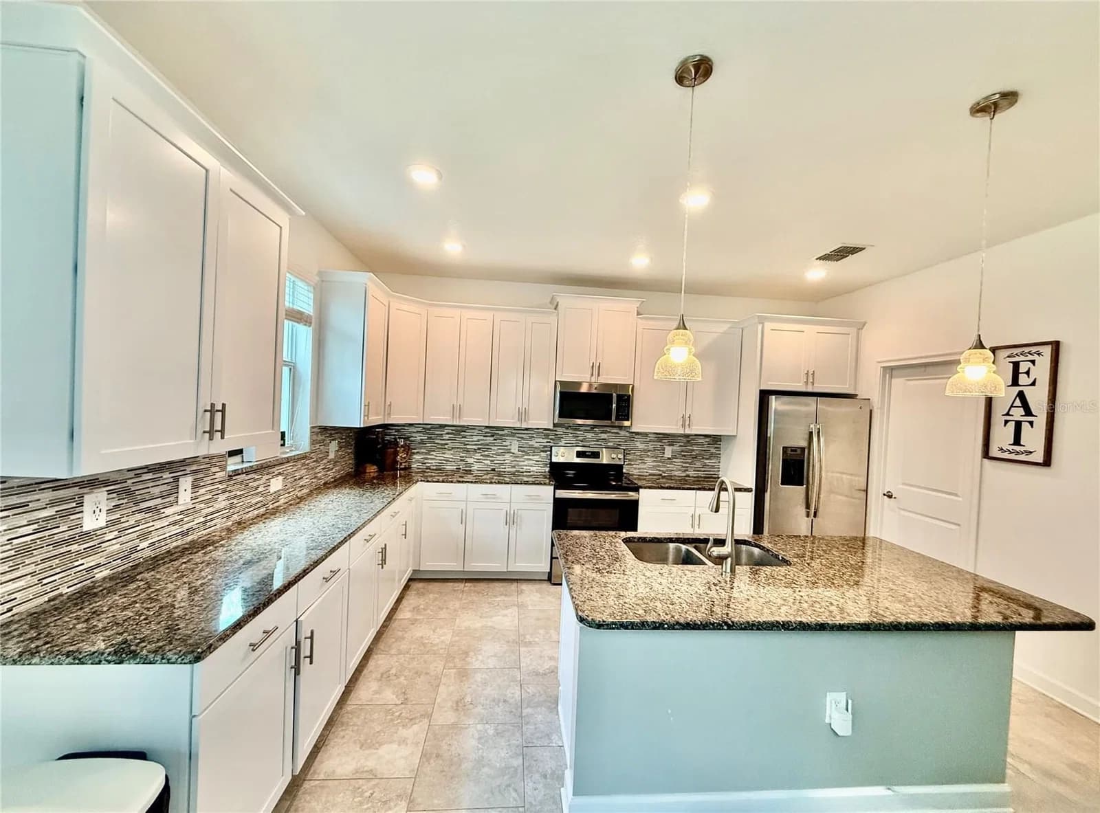 3059 BEAVER CREEK 4