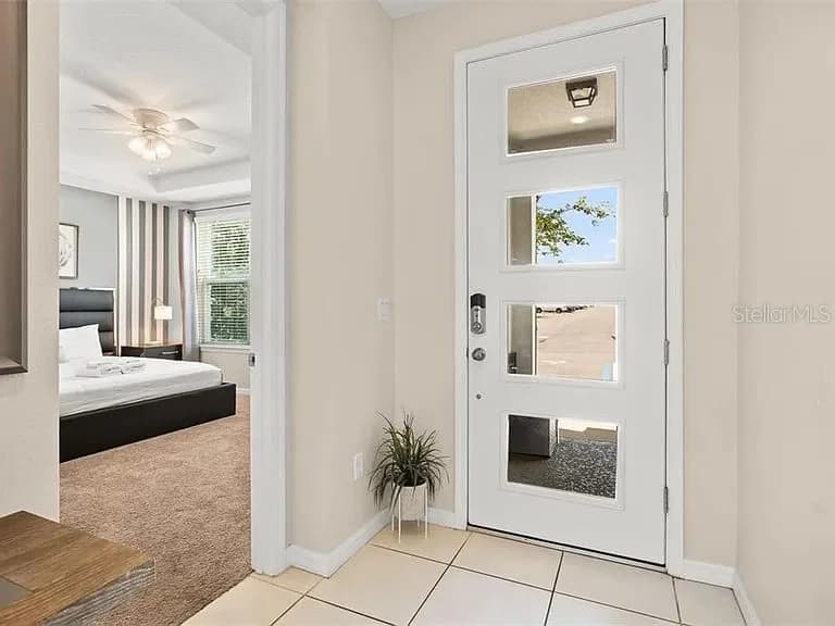 1521 CAREY PALM 4