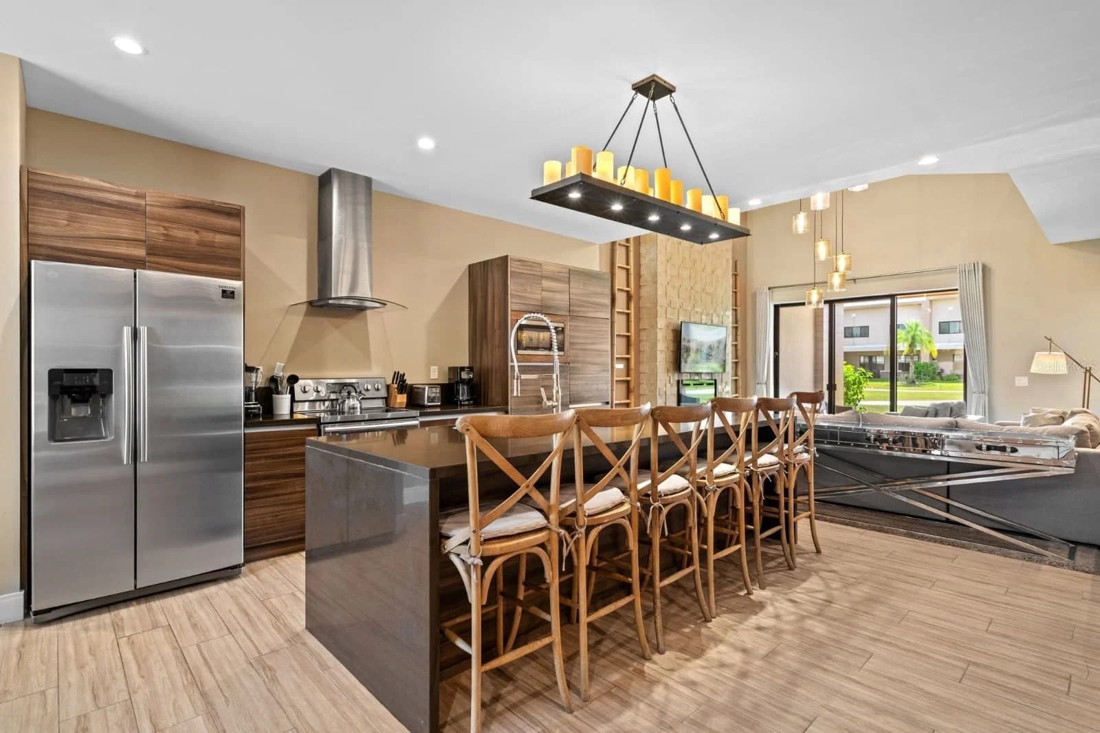 3092 ROCKEFELLER 5