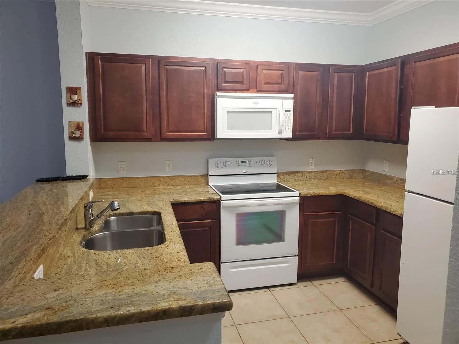 1371 TUSCAN TER 4