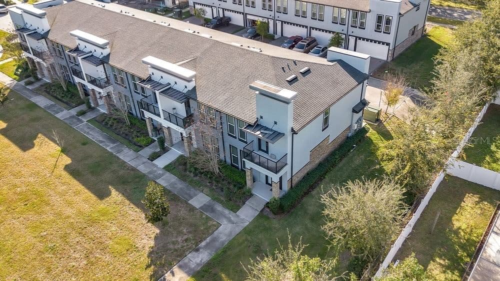 1861 HOUSTON, Kissimmee, FL 34743 2