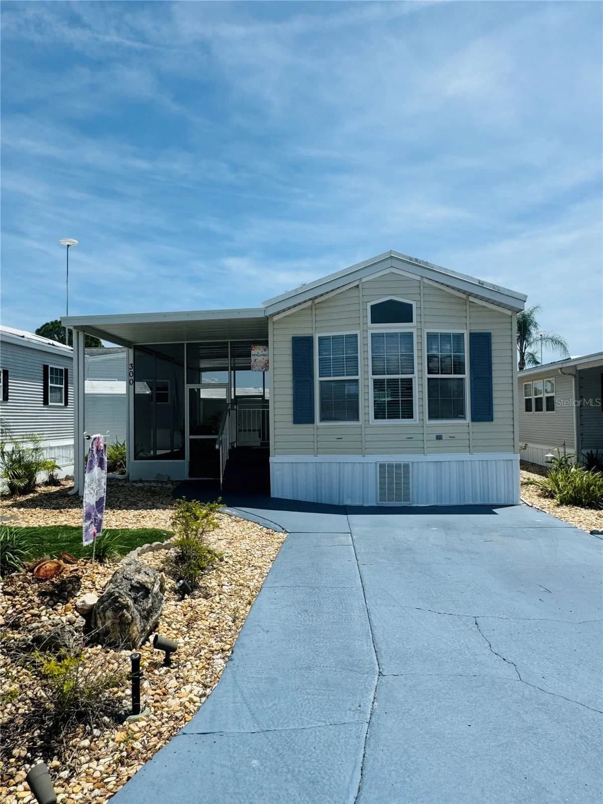300 ROYAL TROON 2