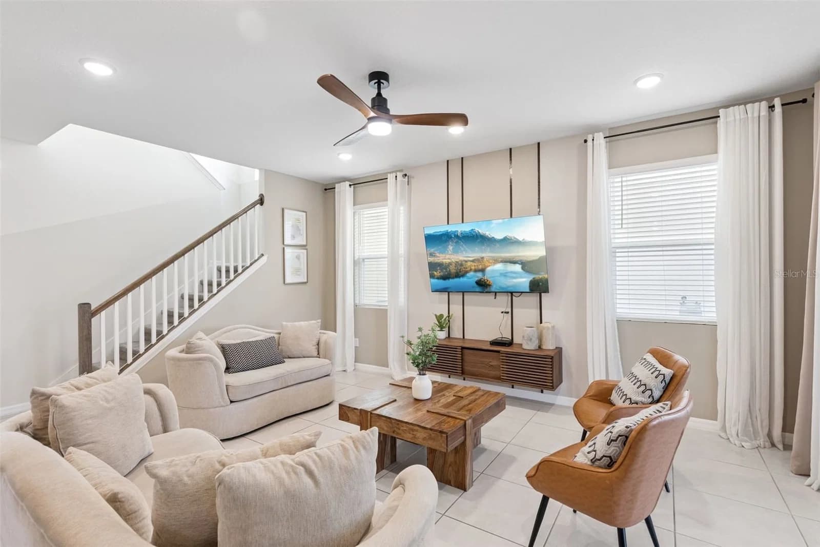 8913 COCONUT BREEZE 5