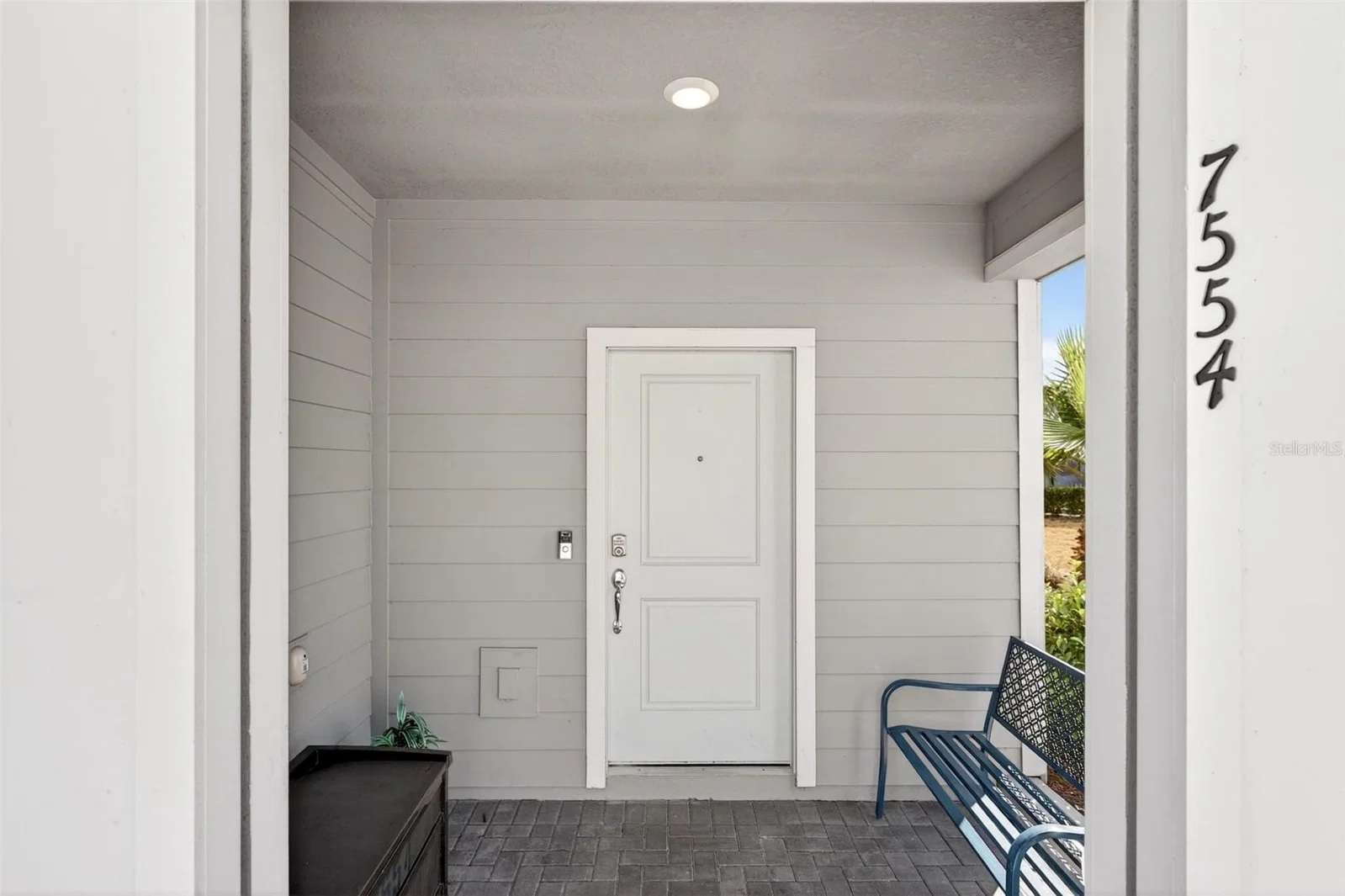 7554 OAK SPRING 3