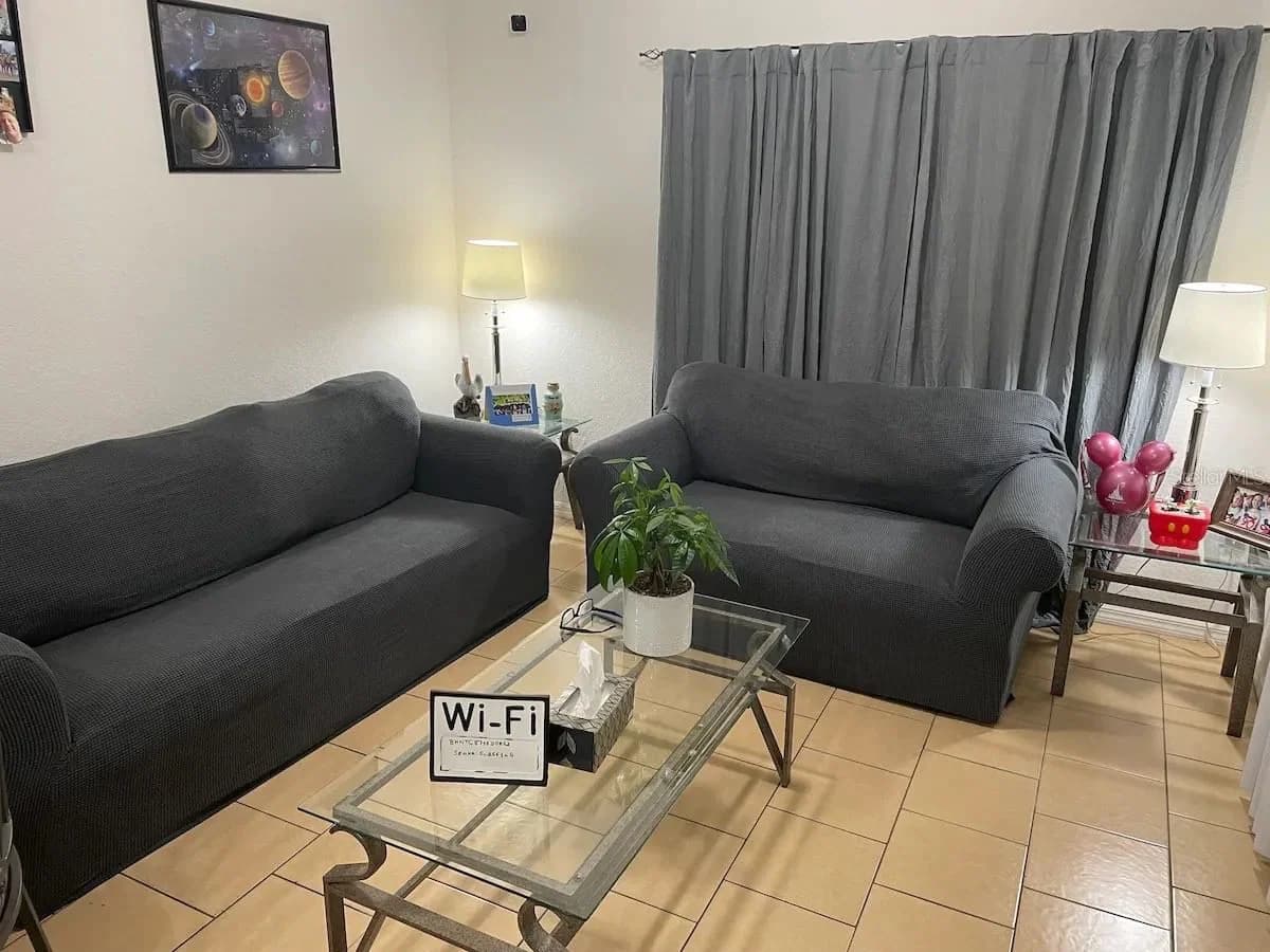 2250 SAN VITAL 4