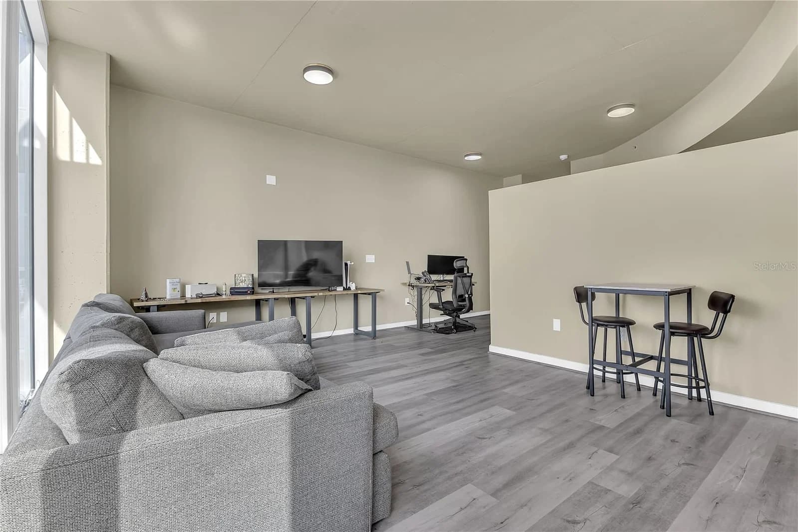155 COURT Avenue #1506 4