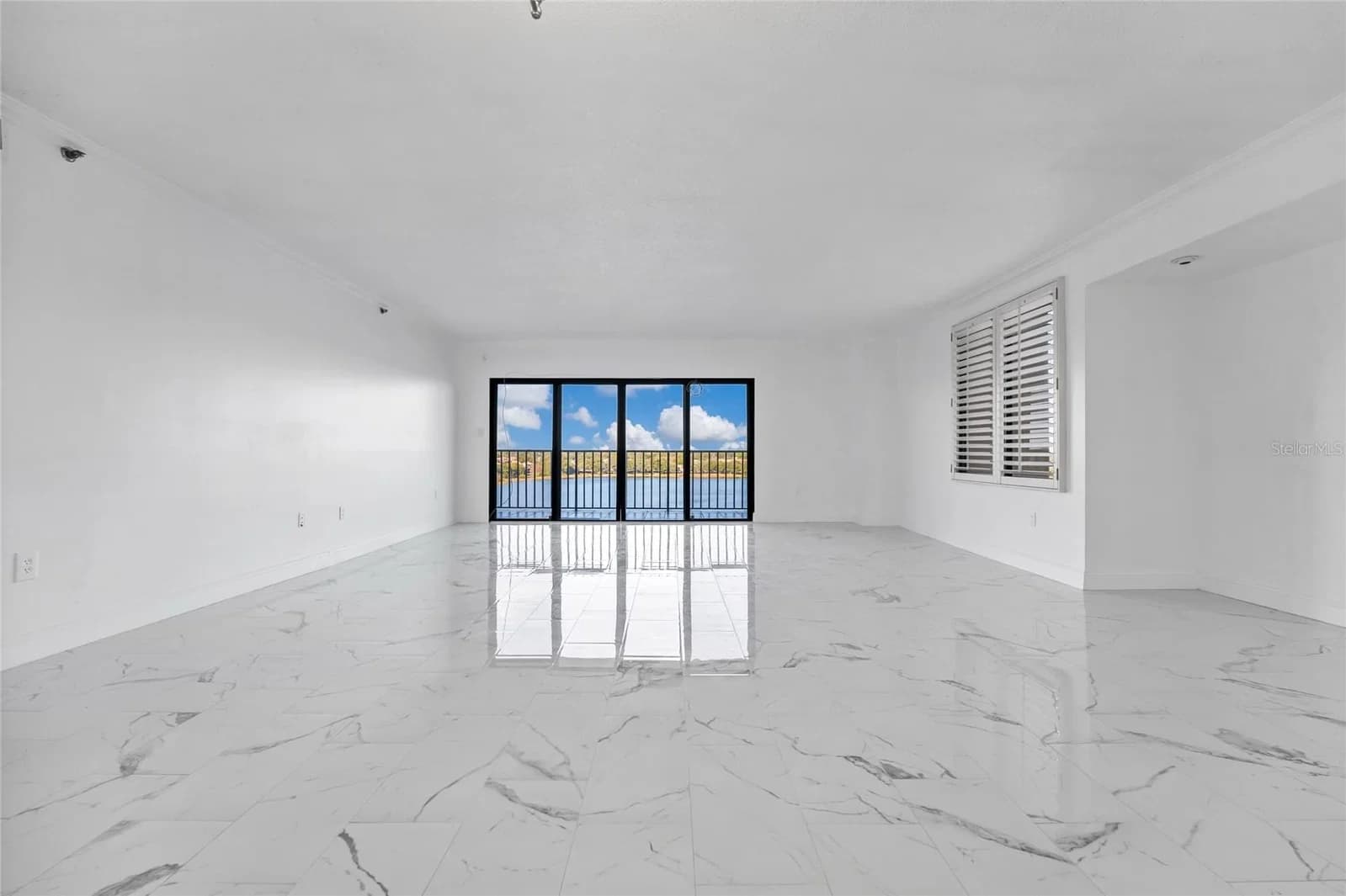 7550 HINSON Street #10A 4