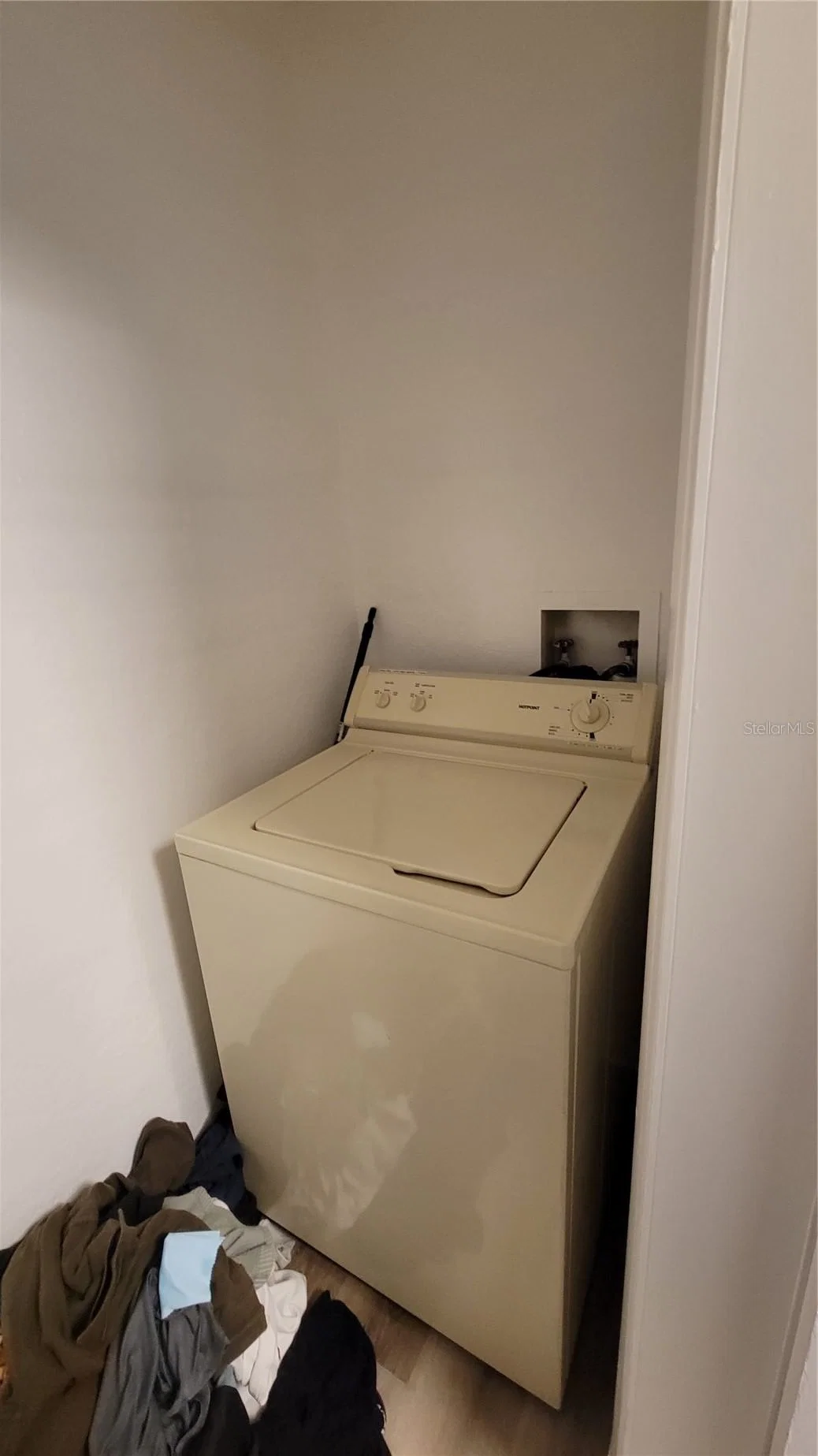 4400 THORNBRIAR Lane #201 4