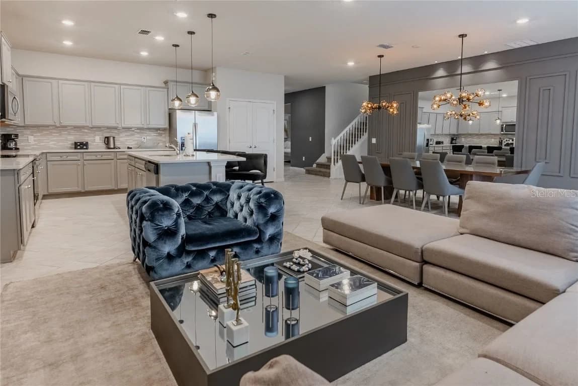2126 LELANI 5