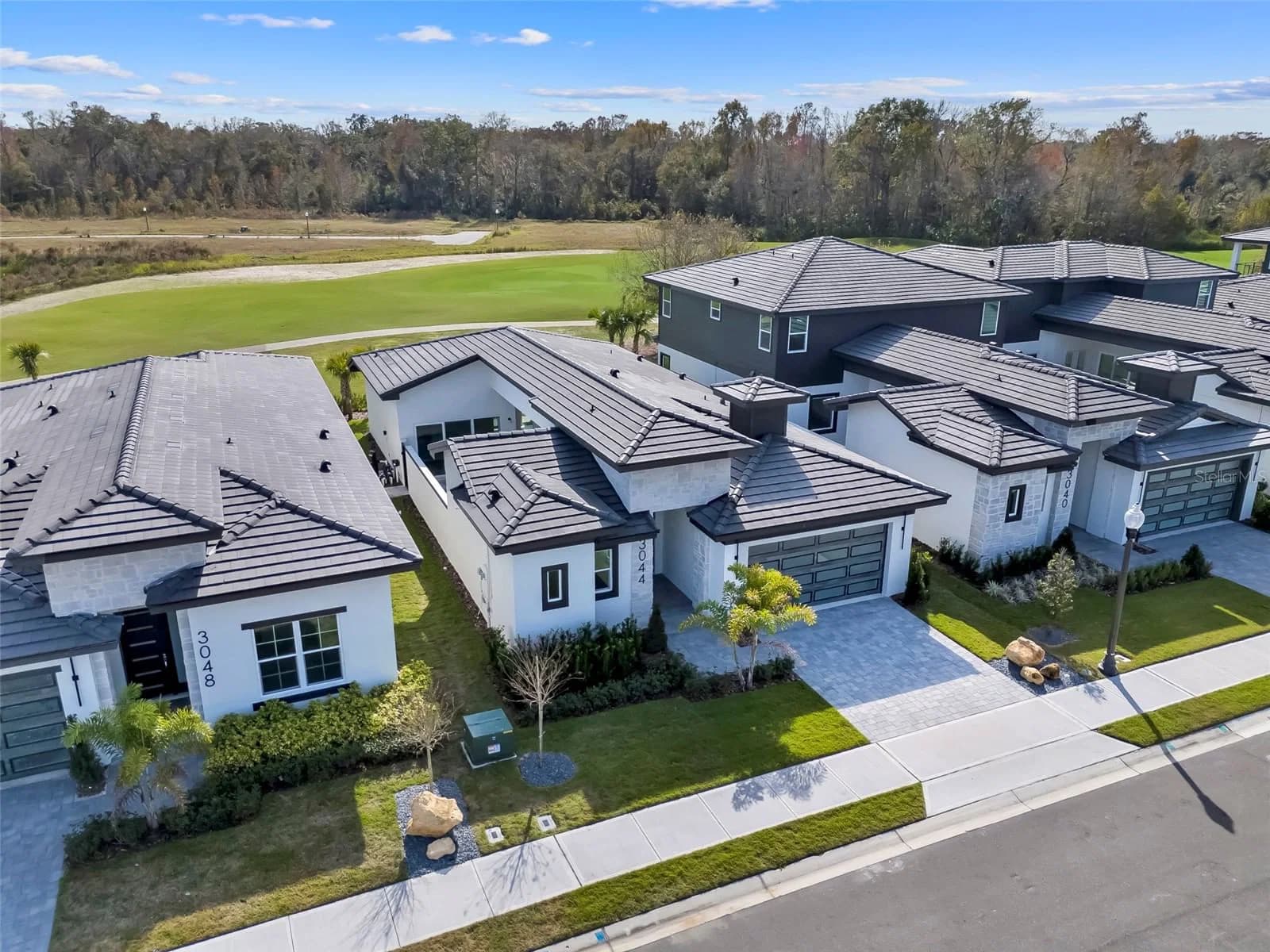 3044 KENSINGTON 3