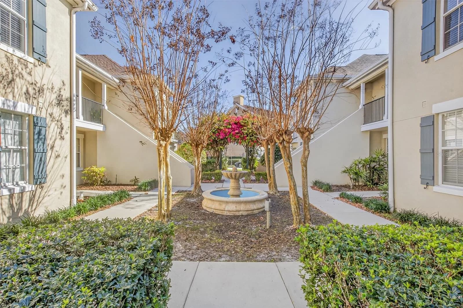 760 SIENA PALM 4