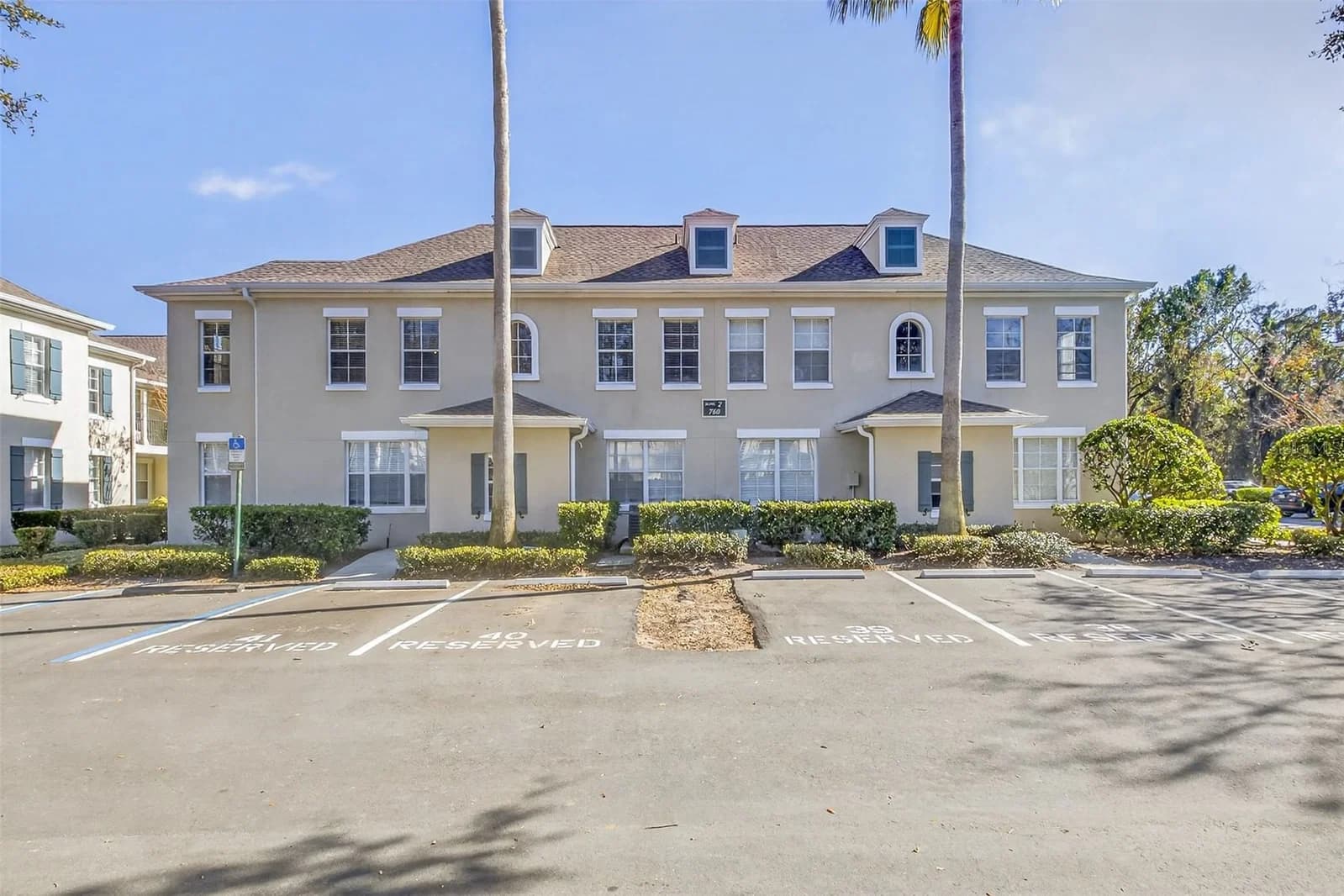 760 SIENA PALM 5