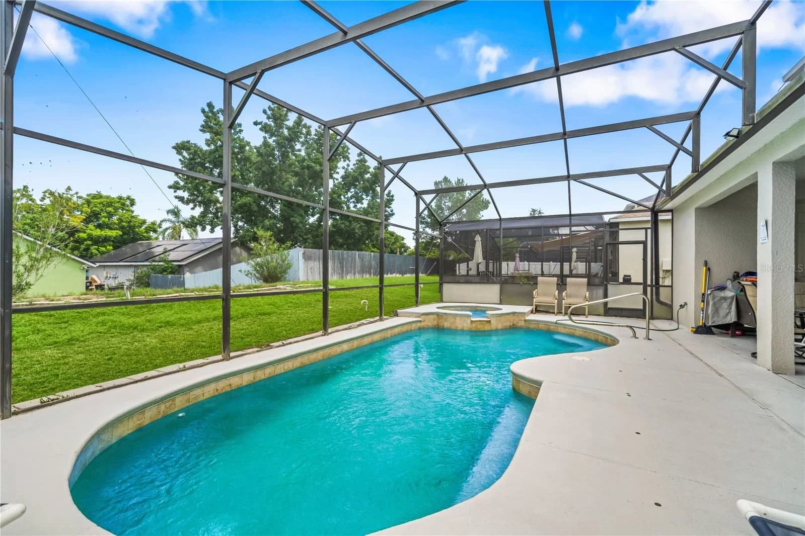 1704 PINE RIDGE 4