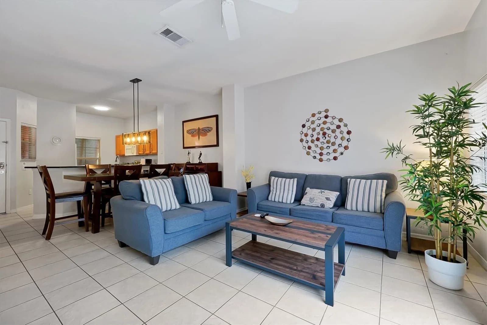 8519 BAY LILLY 4