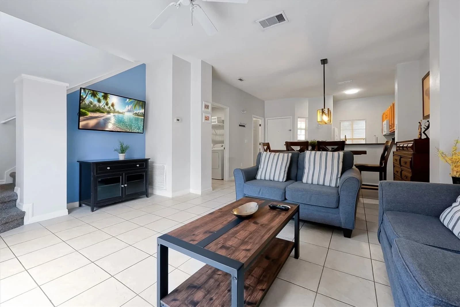 8519 BAY LILLY 5