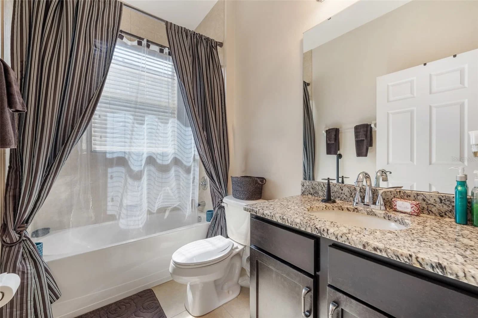 4436 AZURE ISLE 5