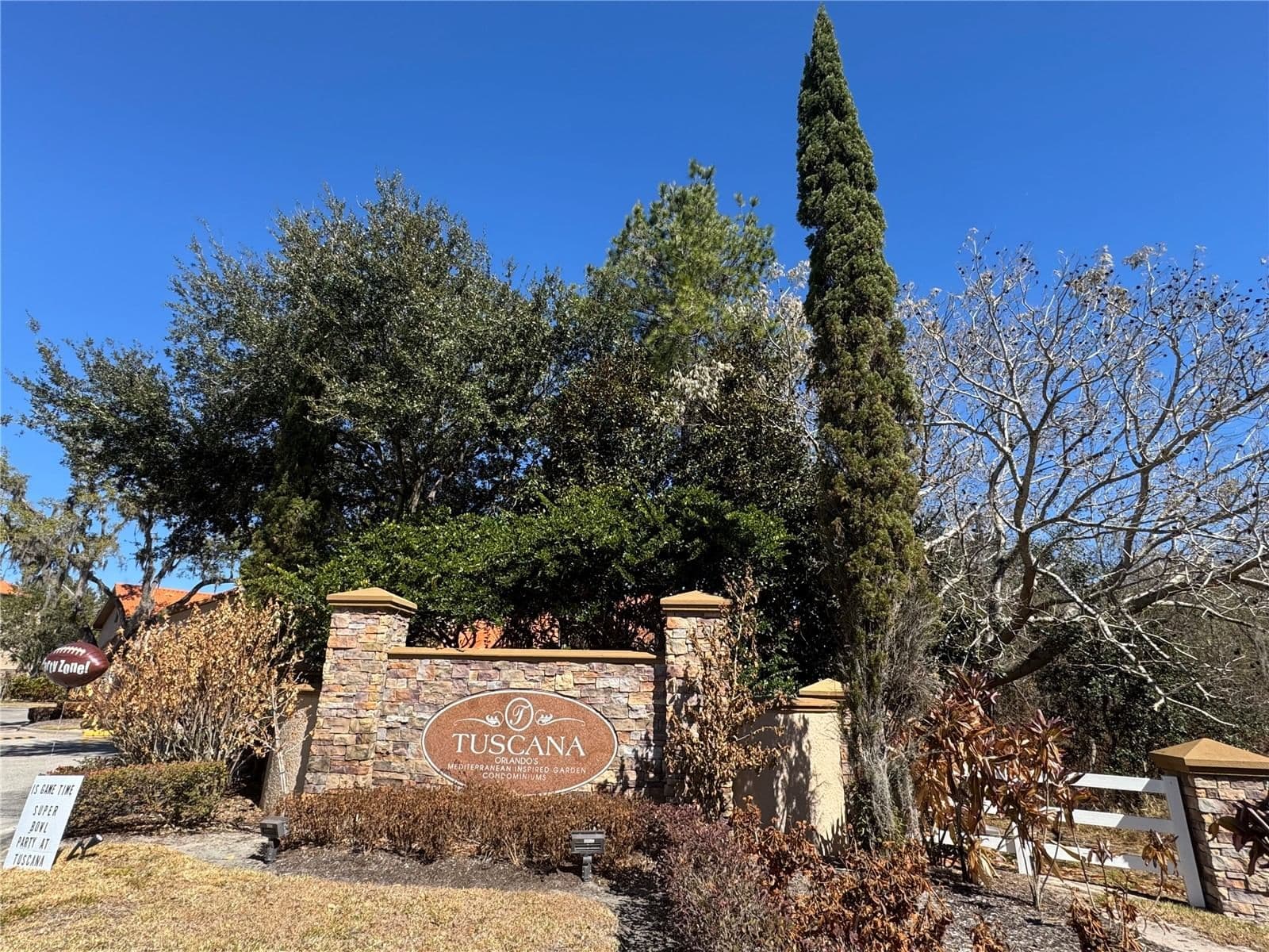 1301 TUSCAN 3