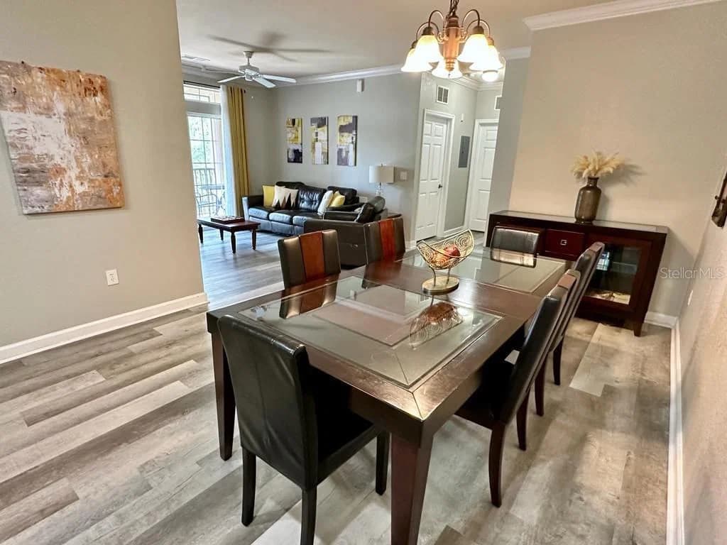 1301 TUSCAN 5