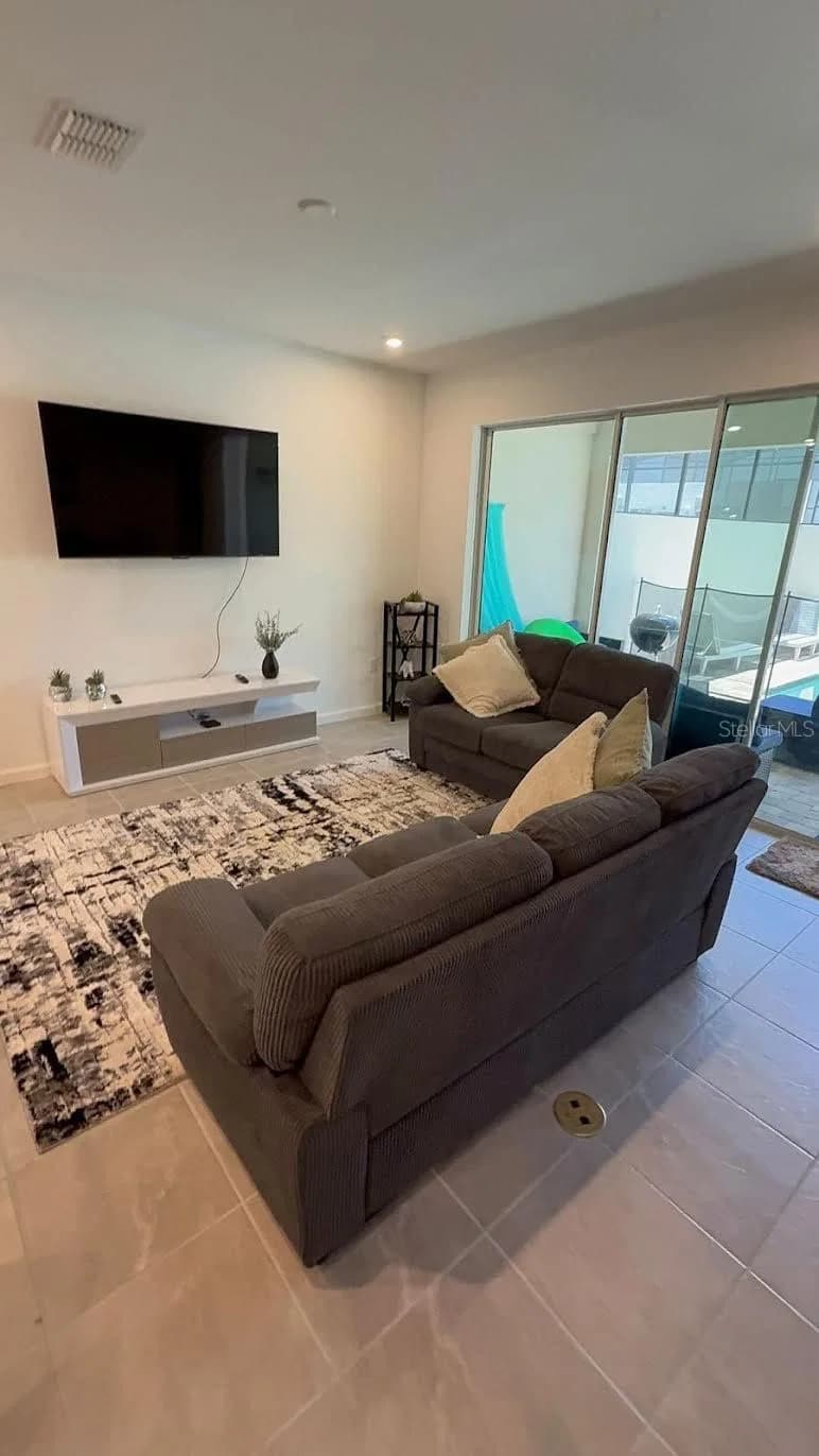 2334 ZABALLINA, Kissimmee, FL 34747 2