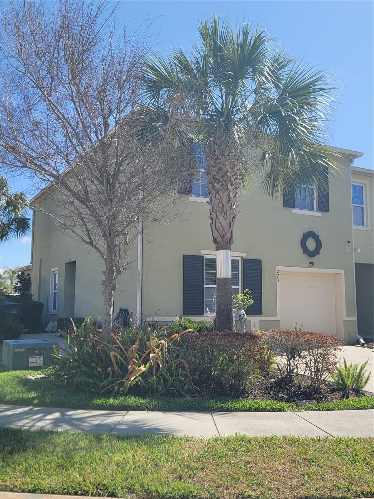 273 ARBOR LAKES 2