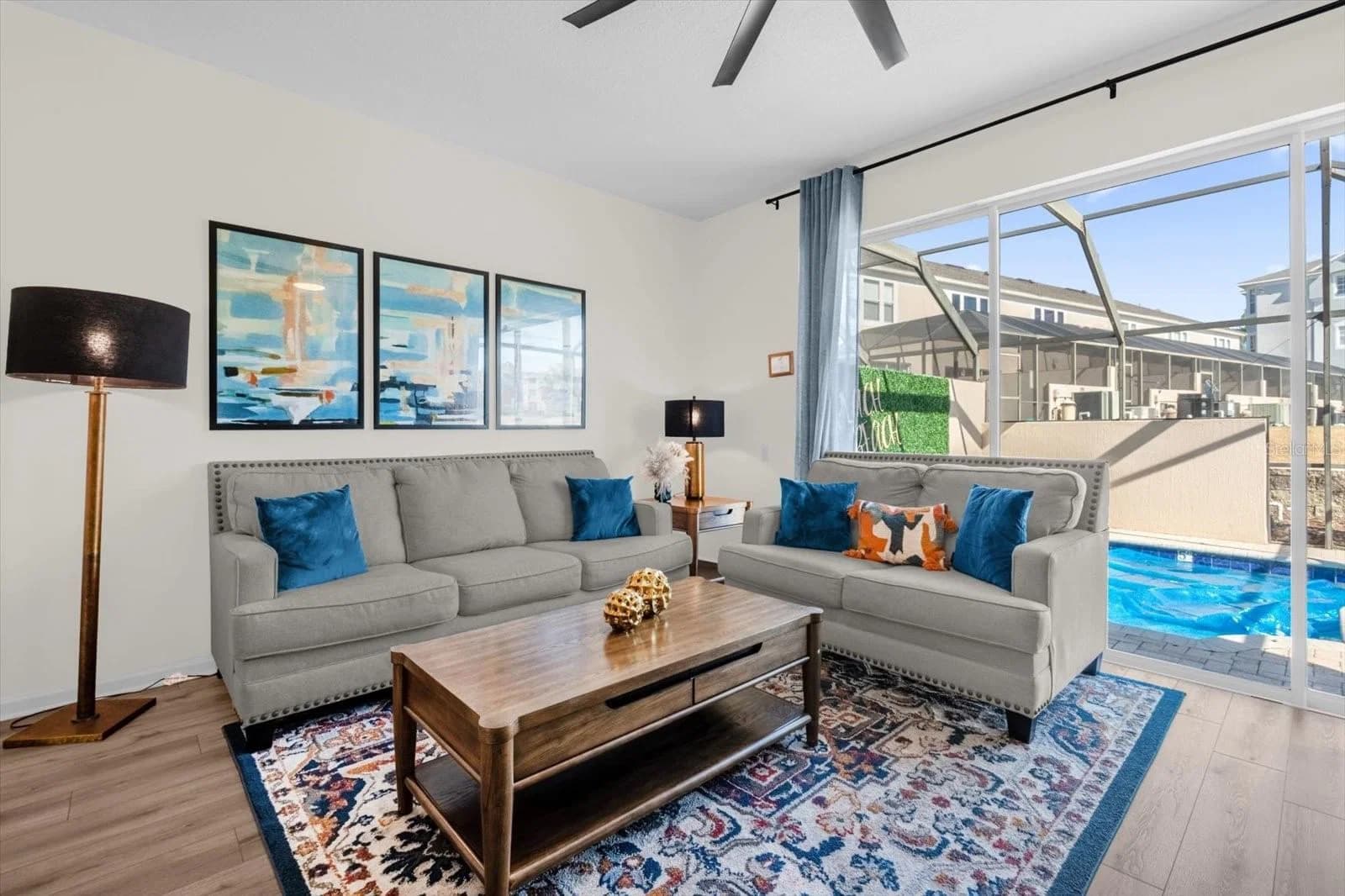 2323 SILVER PALM 5