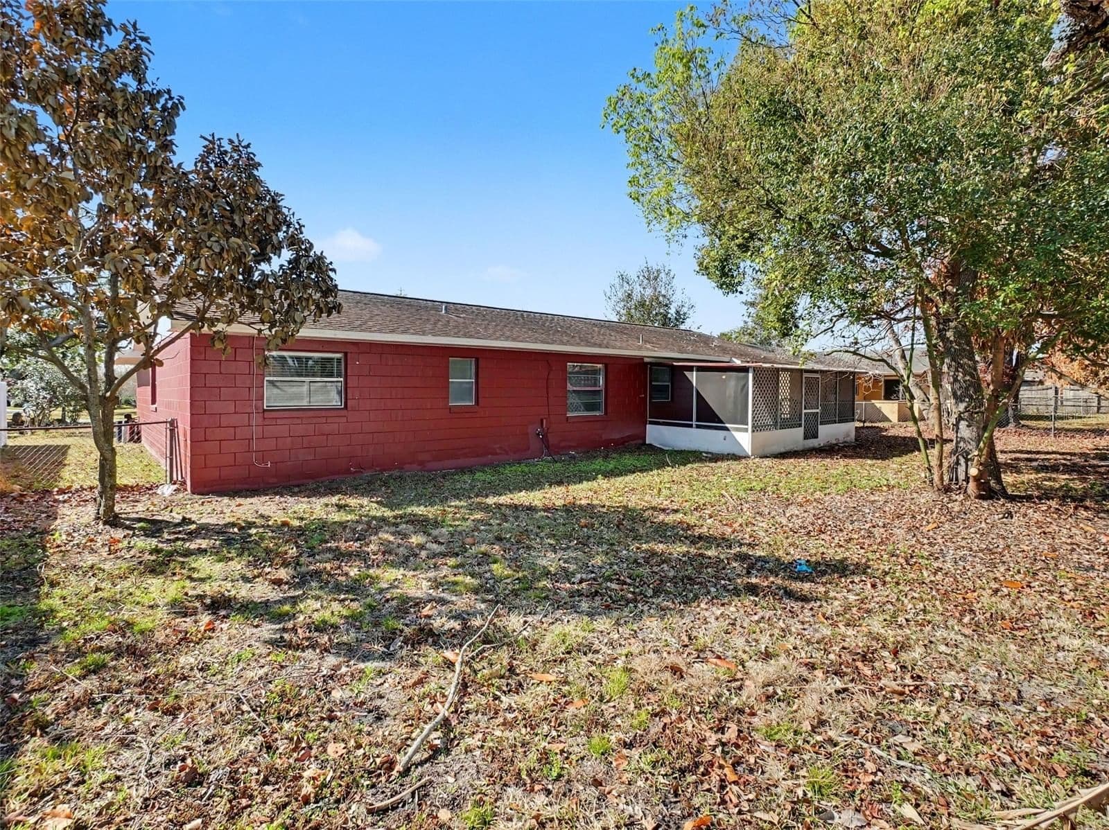 555 THOMAS JEFFERSON Way, Orlando, FL 32809 3