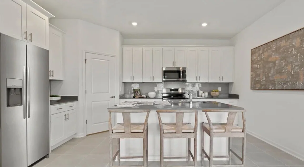 4246 ST THOMAS, Kissimmee, FL 34758 3