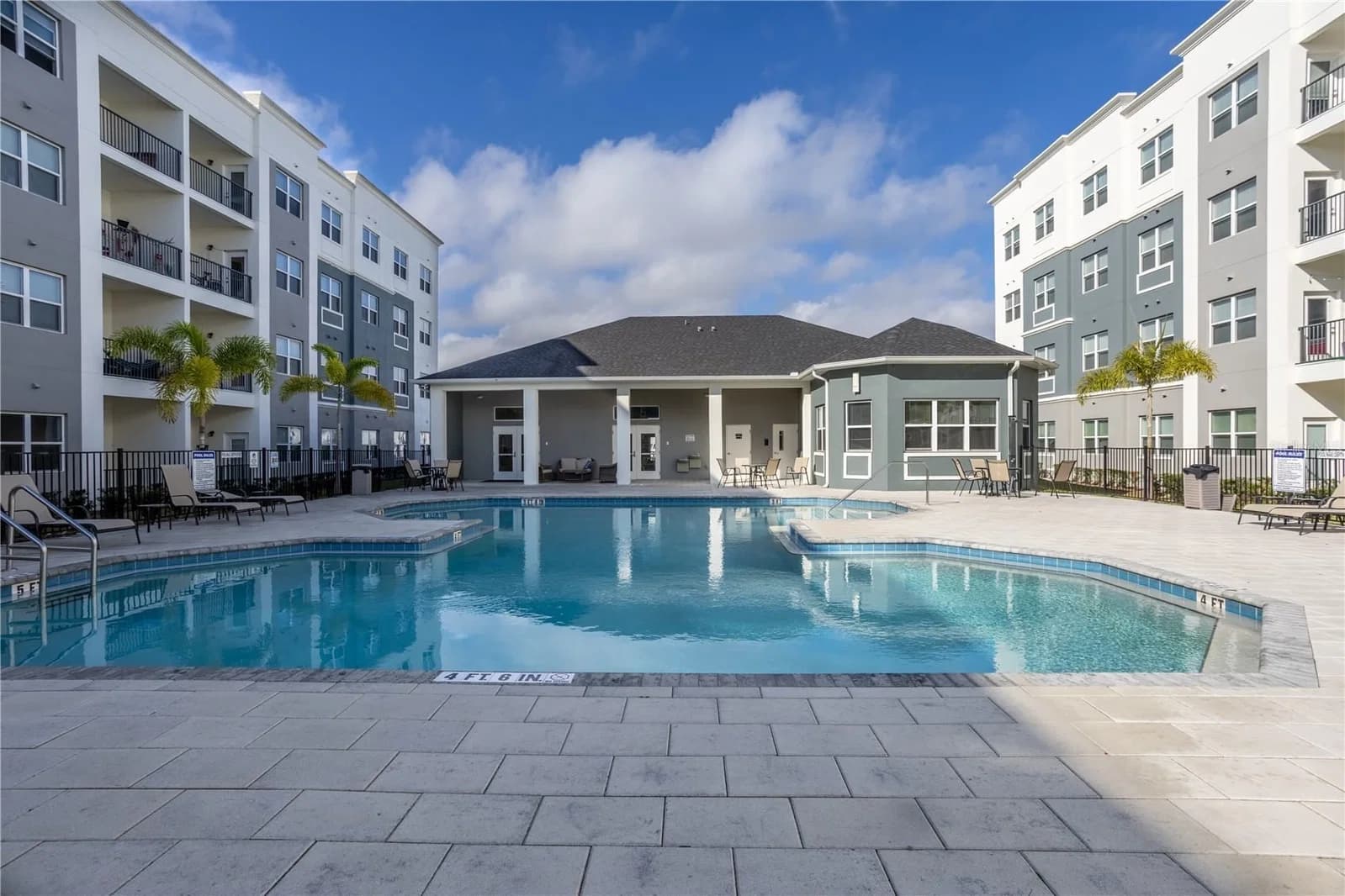 1230 SOUTHSTATION Place #306 4