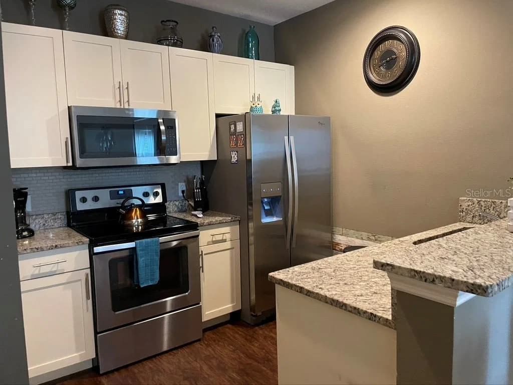 9004 SHINE, Kissimmee, FL 34747 2