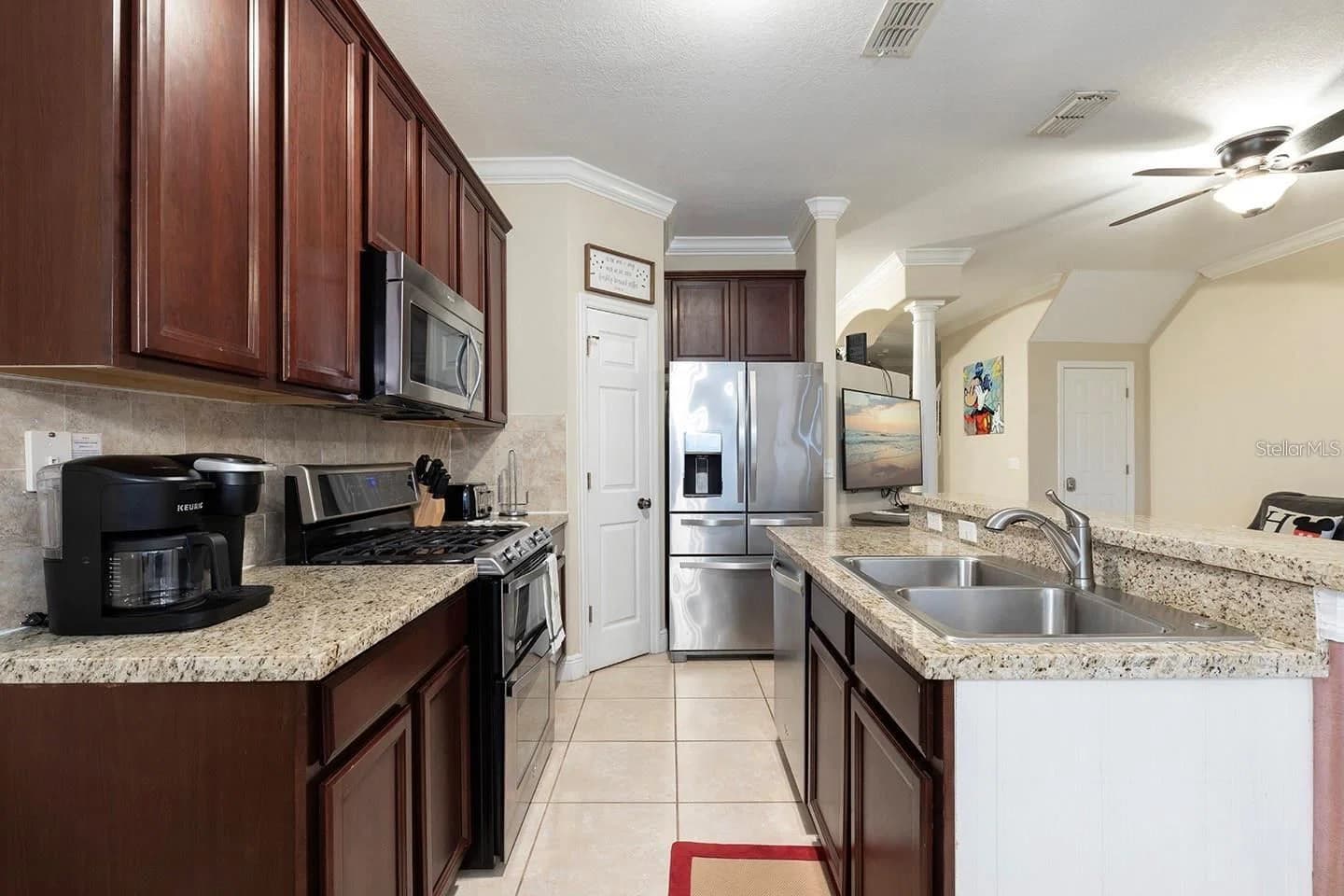7596 ASSEMBLY, Kissimmee, FL 34747 3