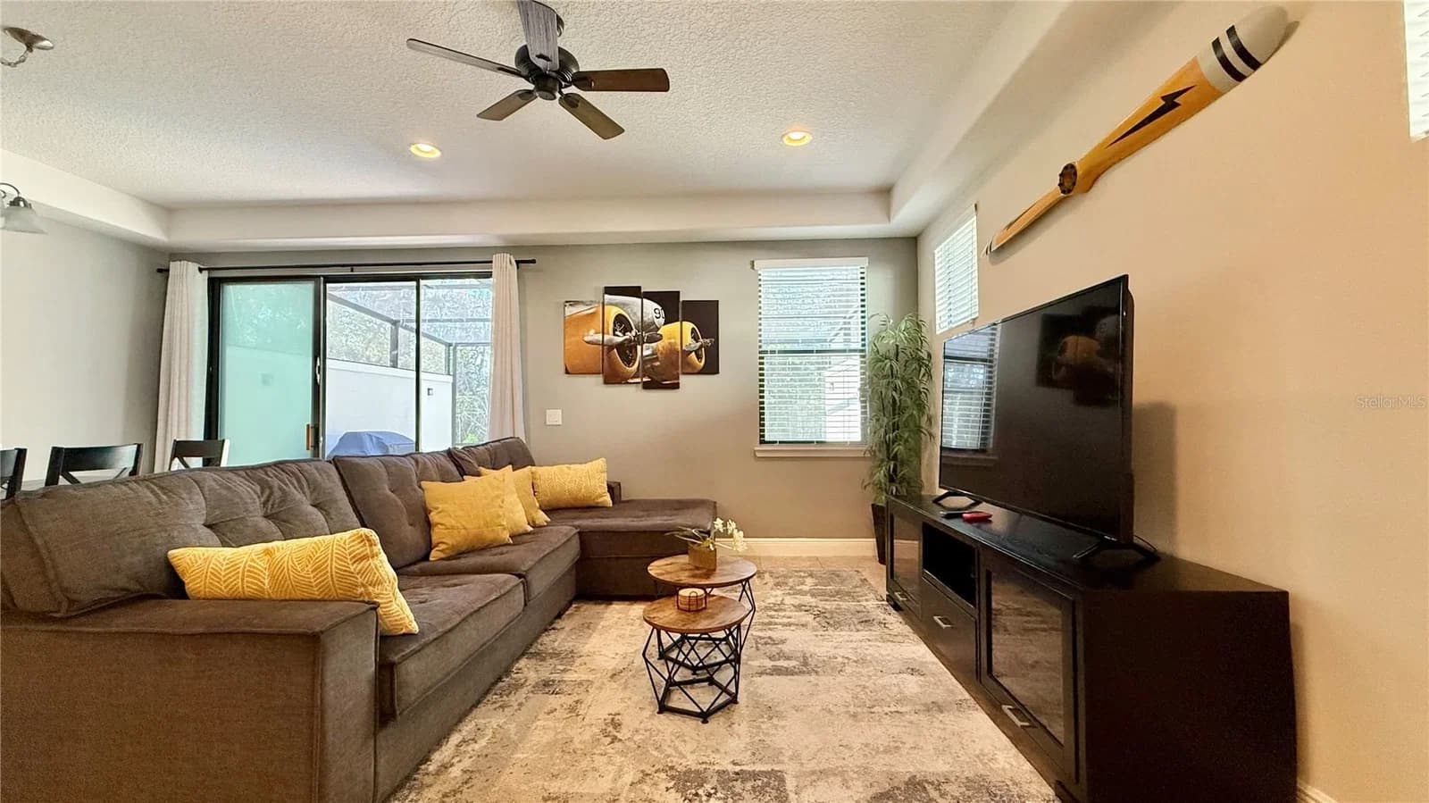 8209 ROSEVILLE 3