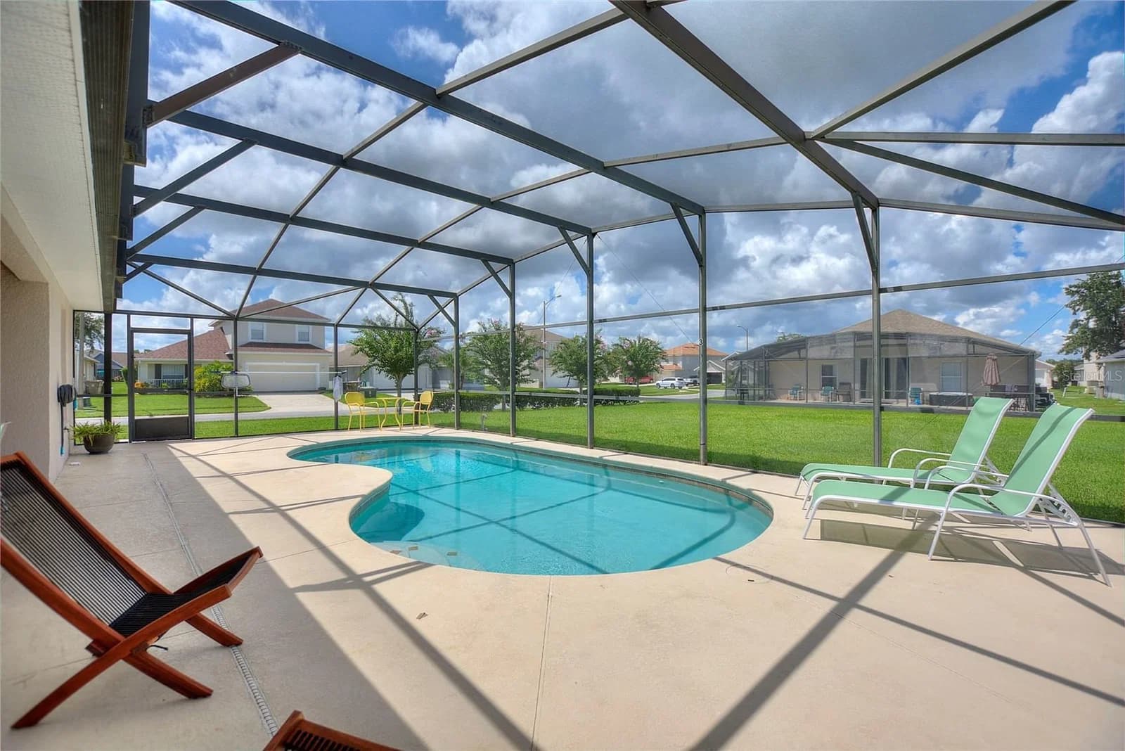 2705 PRESTWICK, Kissimmee, FL 34744 3