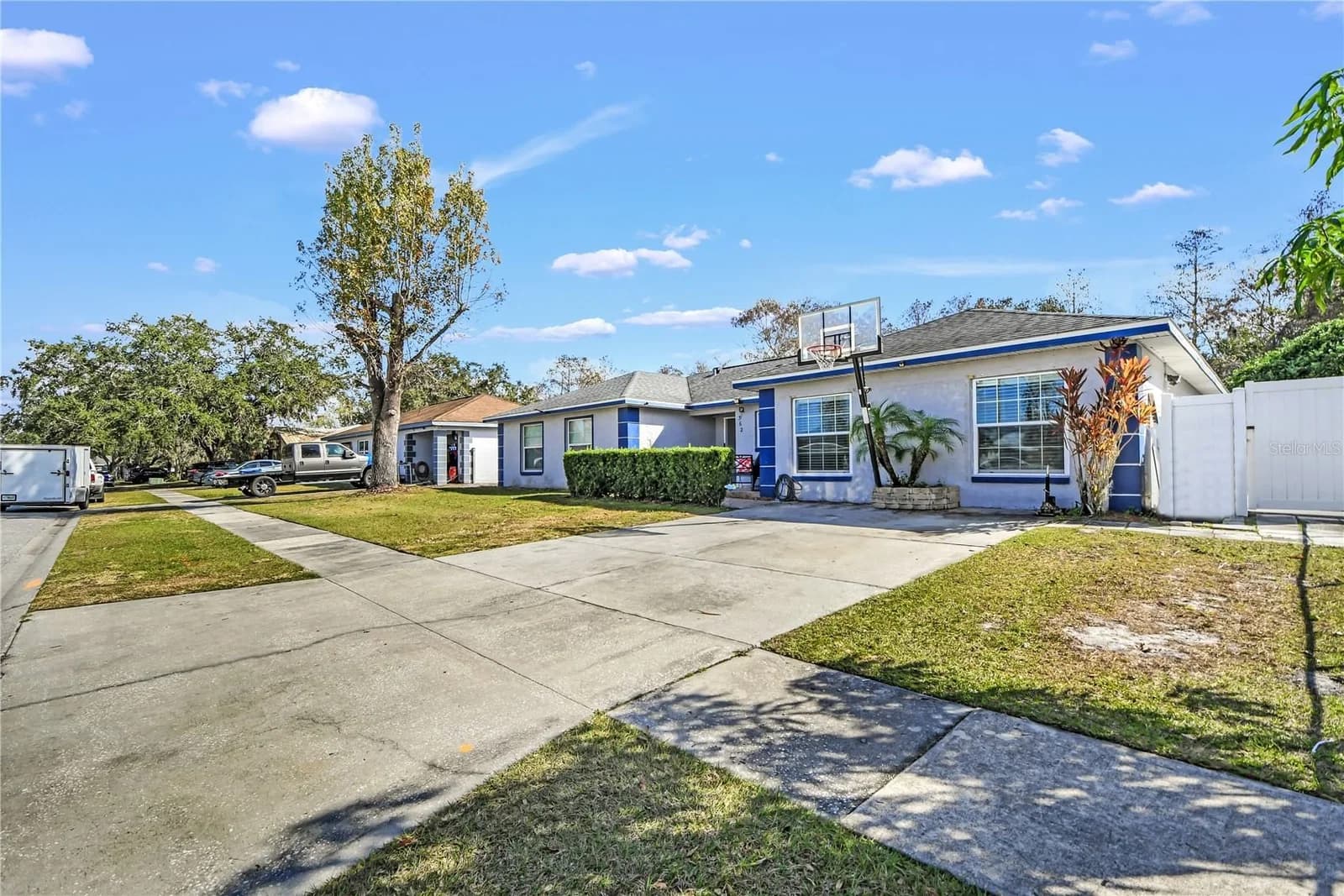 362 W IOWA WOODS Circle 5