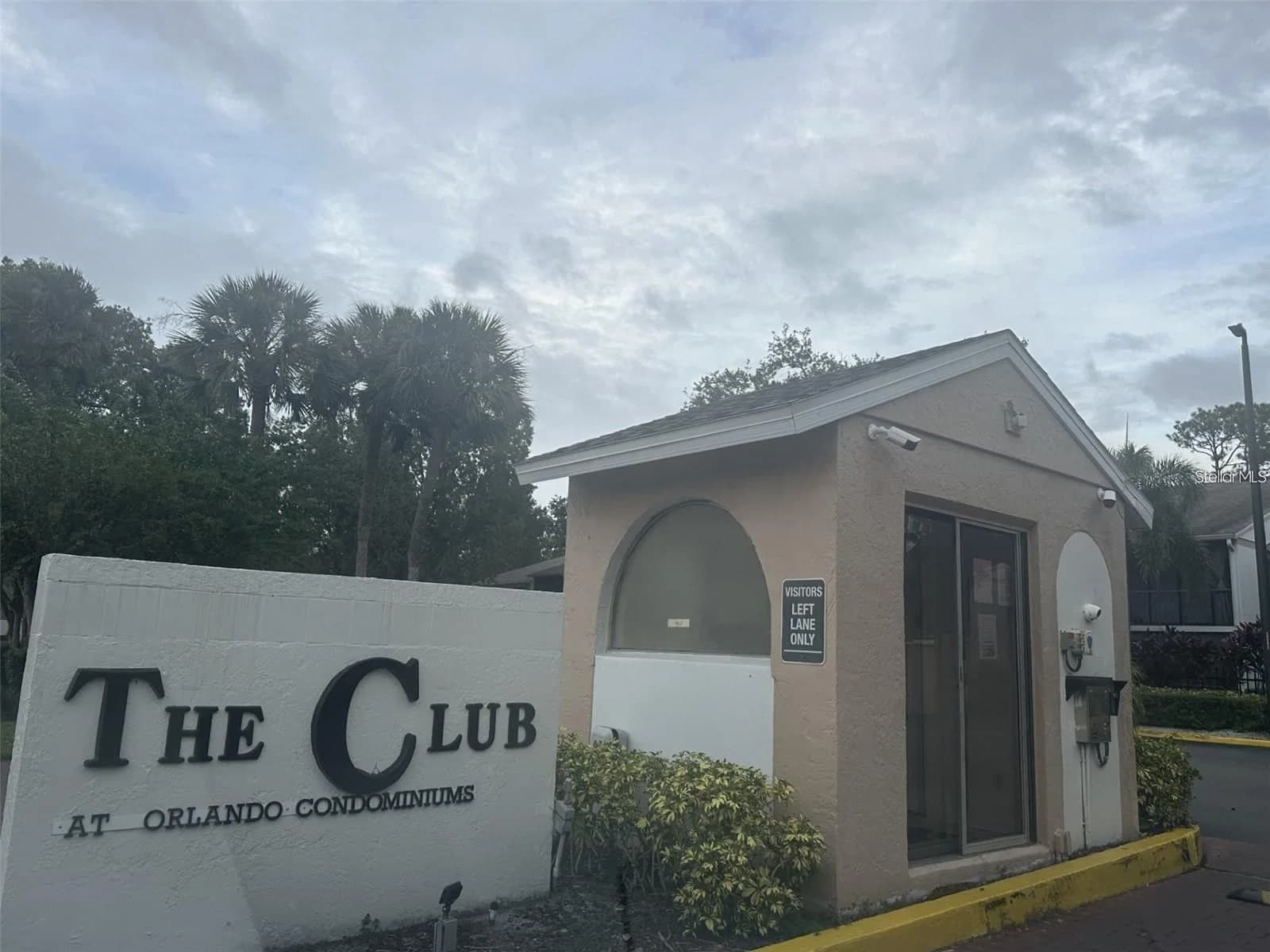 8211 SUN SPRING Circle #42, Orlando, FL 32825 2