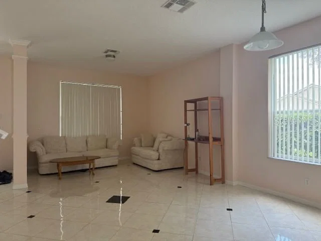 7430 BEAR CLAW Run, Orlando, FL 32825 2