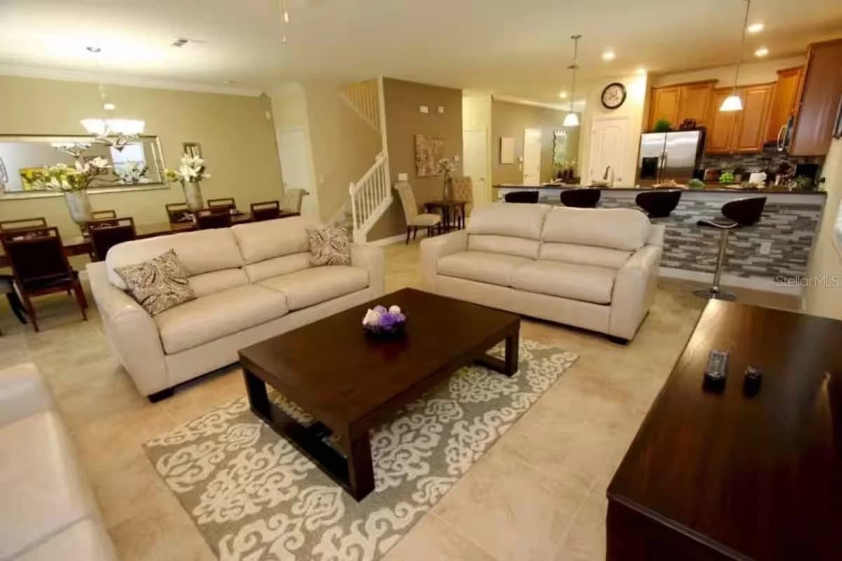 1524 MOON VALLEY 5