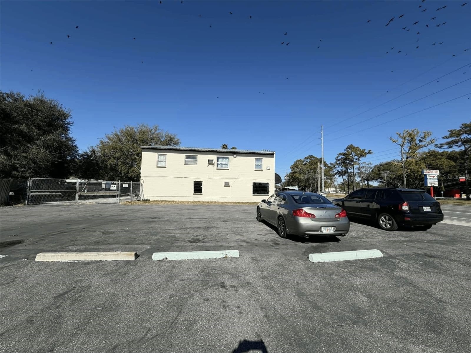 5508 EDGEWATER Drive, Orlando, FL 32810 3