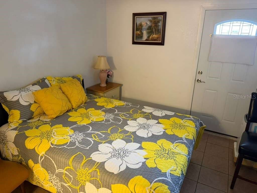 706 BOGIE, Kissimmee, FL 34759 2