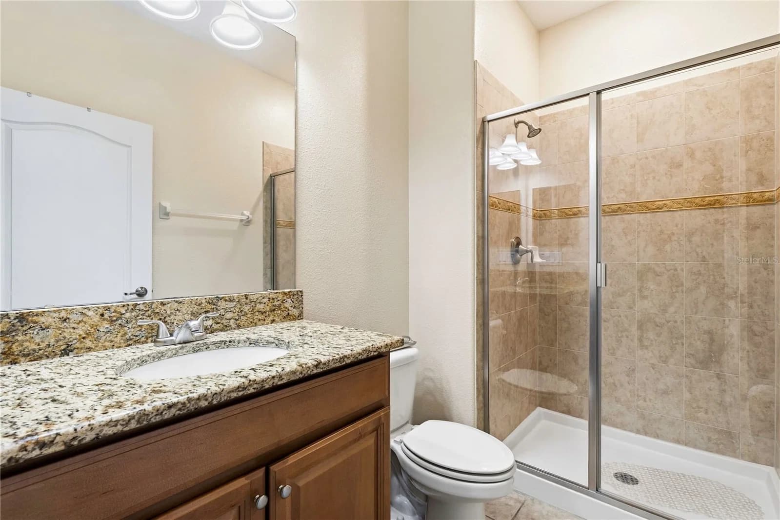 2975 BANANA PALM DR 4