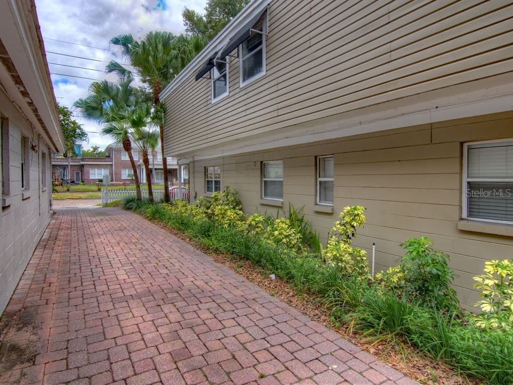 616 PALMER Street #B 4