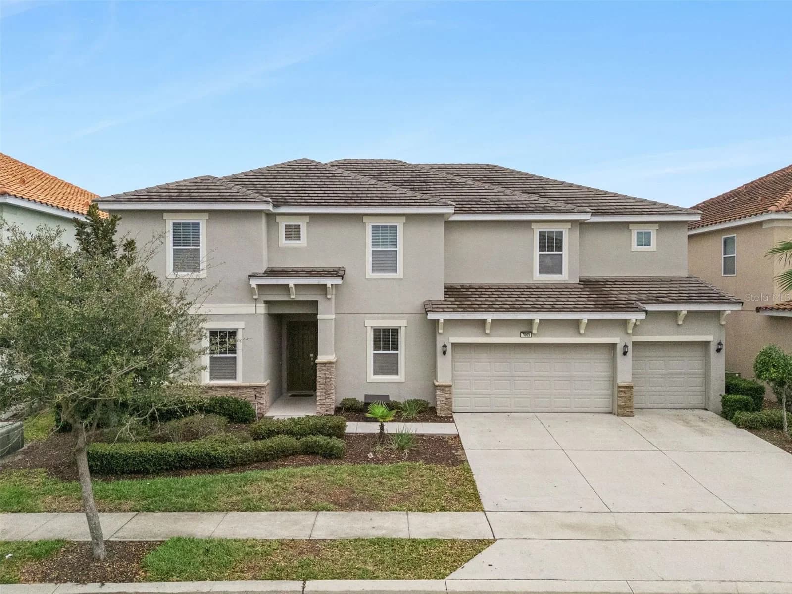 7009 OAKWOOD 2