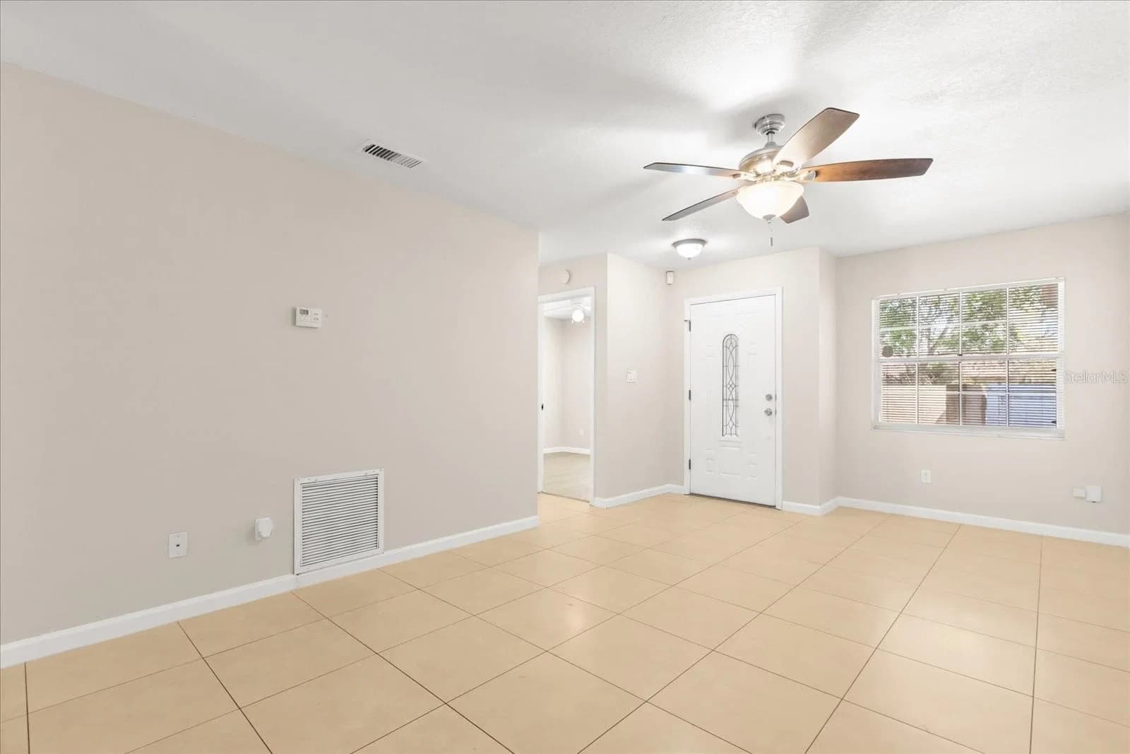 1444 SOPHIE Boulevard 4