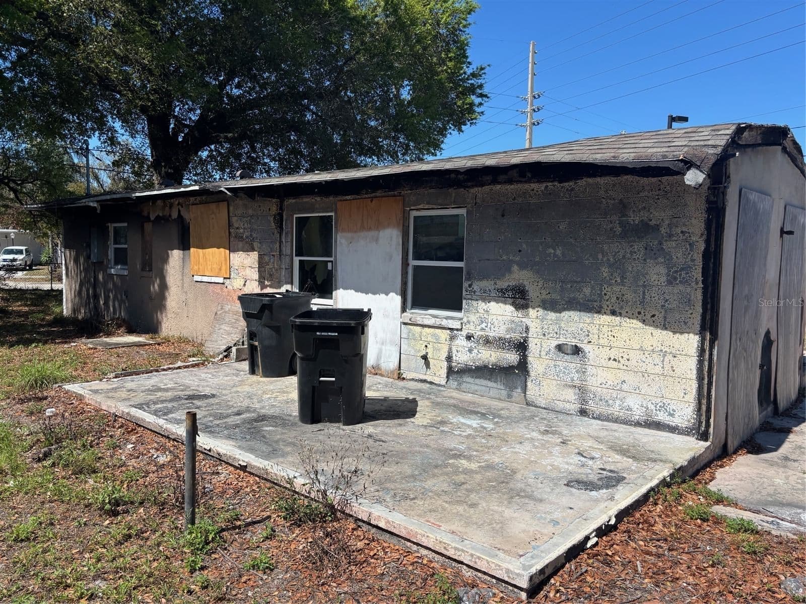 403 MERCADO Avenue 4