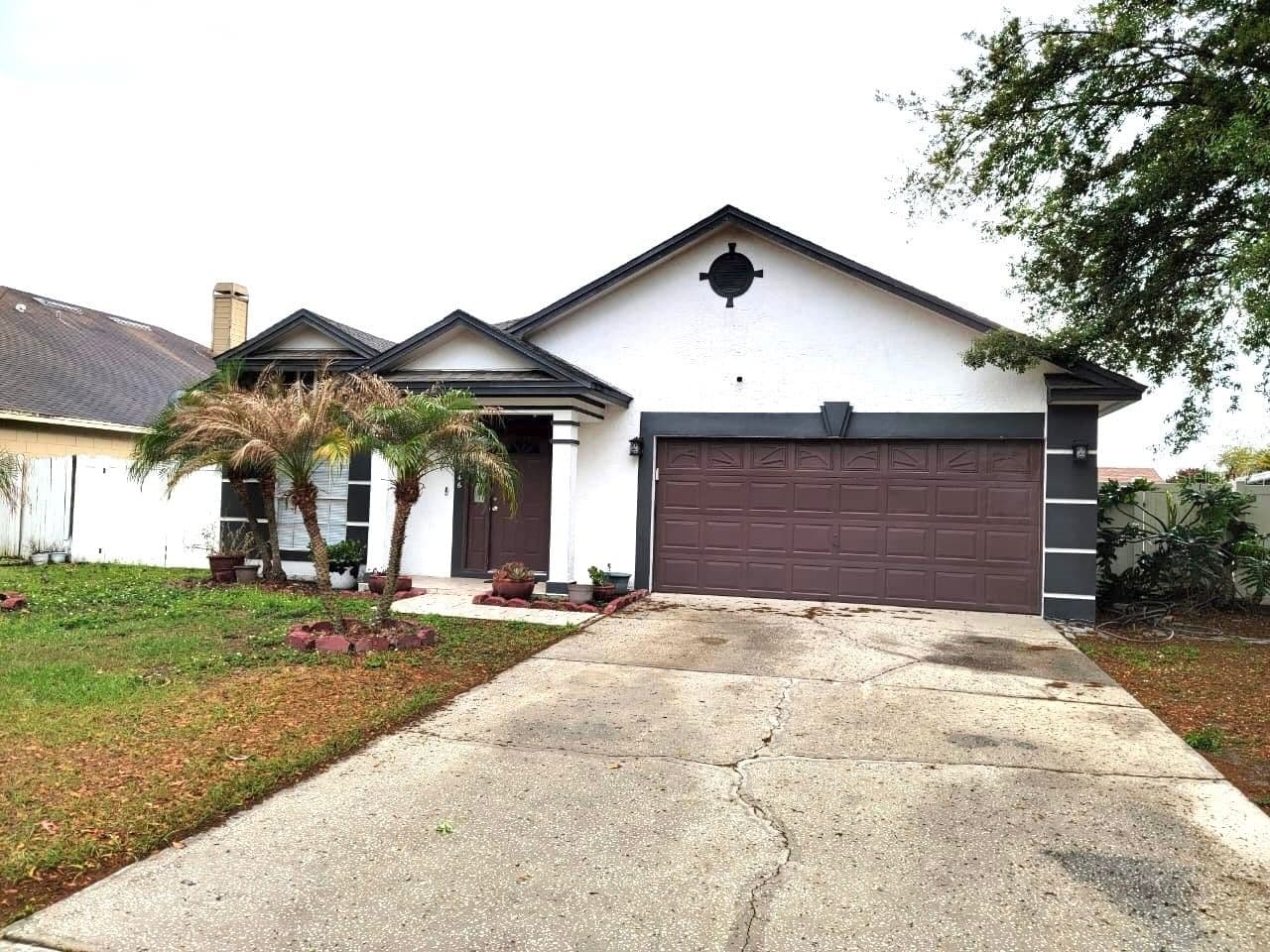 1946 EXCALIBUR Drive, Orlando, FL 32822 2