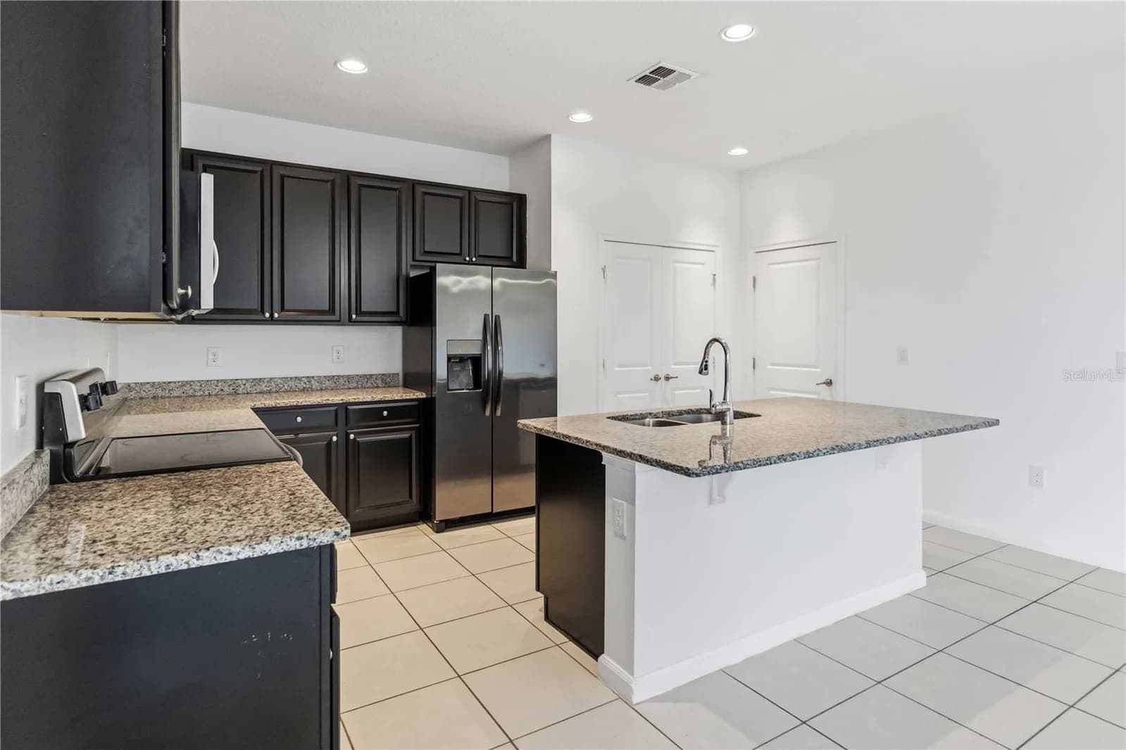 213 TRINITY RIDGE 4