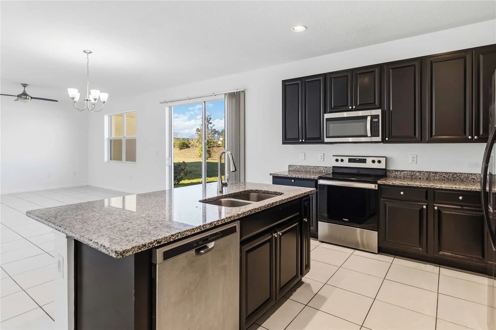 213 TRINITY RIDGE 2