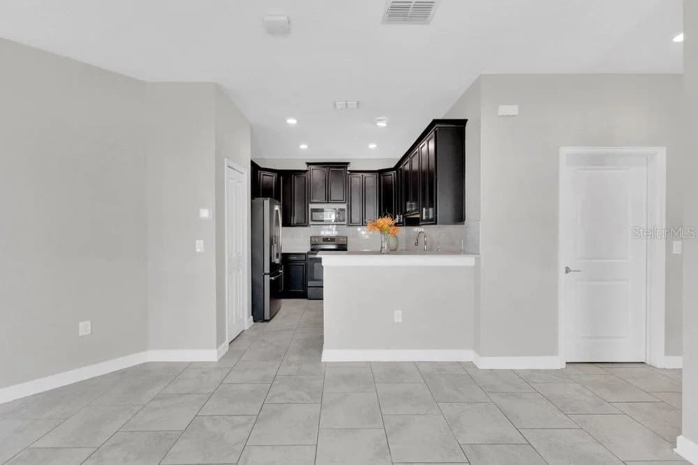 1051 QUAKER RIDGE 5